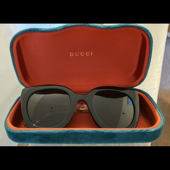 BRAND NEW Gucci sunglasses